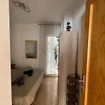 Goya Casa 121 *
